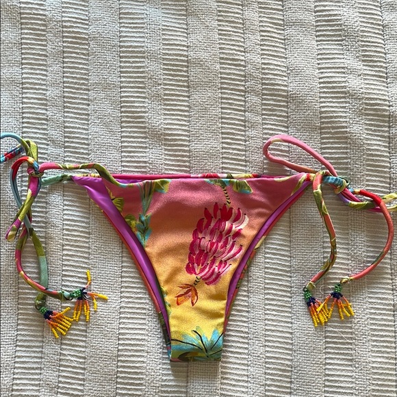 FARM Rio bikini bottom - Picture 3 of 8